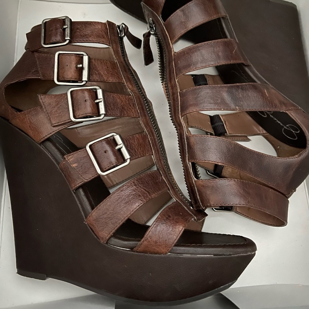Jessica Simpson brown platform wedge size 9